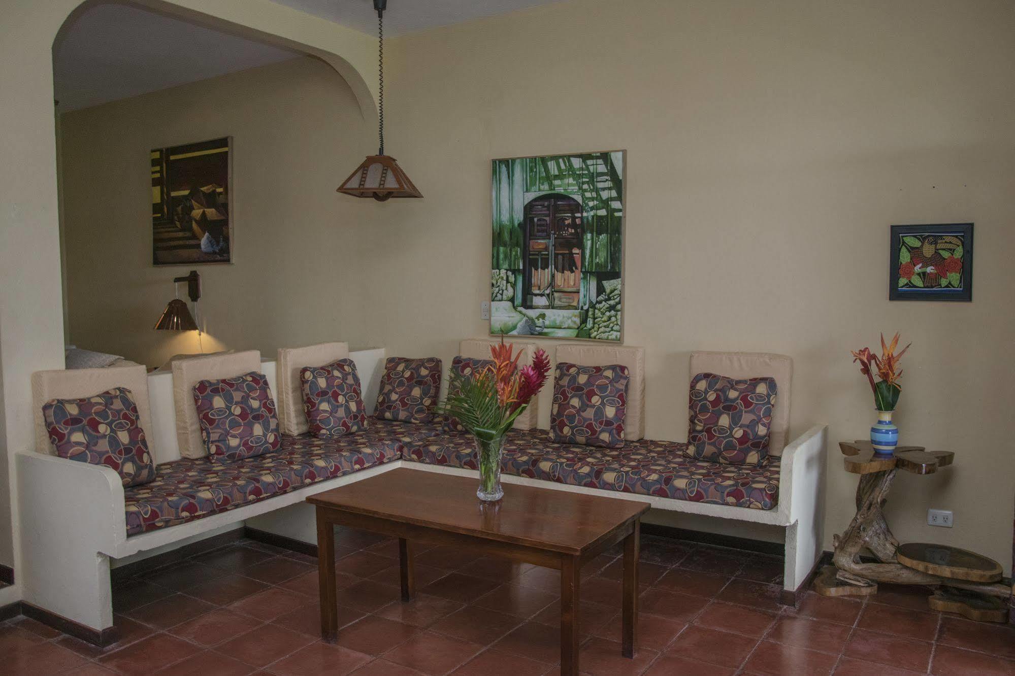 Condominio Villas El Parque Мануэль-Антонио Экстерьер фото