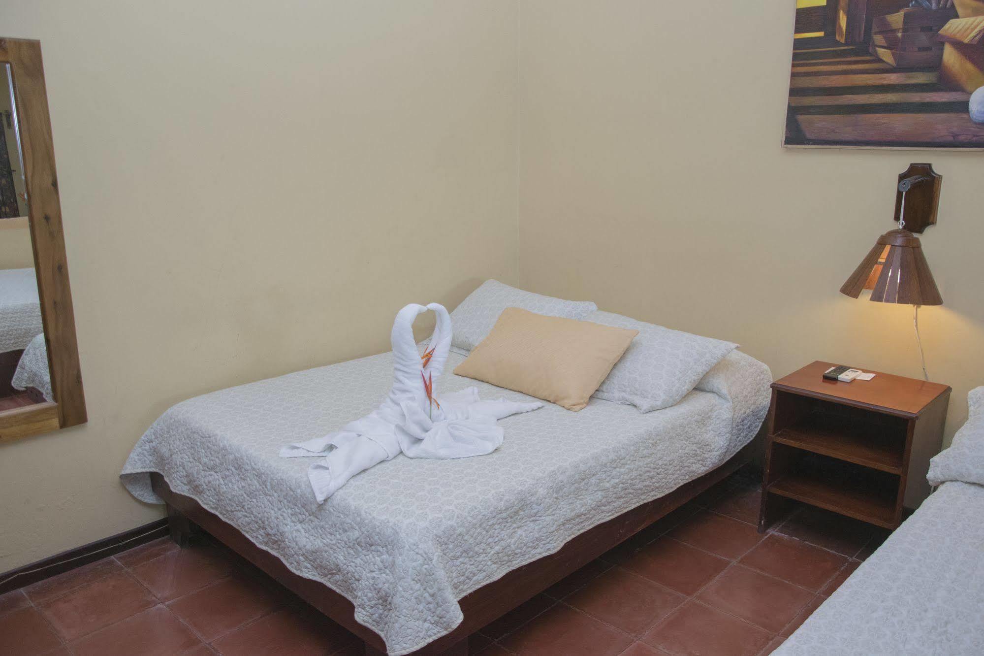 Condominio Villas El Parque Мануэль-Антонио Экстерьер фото